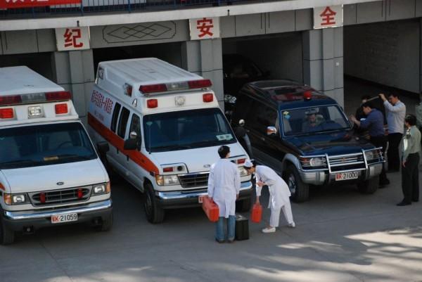 舞钢市救护车转院